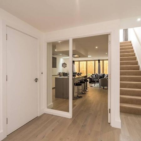 Luxurious & Modern Townhouse In Hammersmith Apartment London Exterior photo